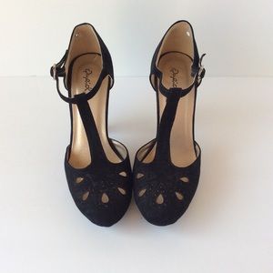 Modcloth Vintage T-strap Heels
